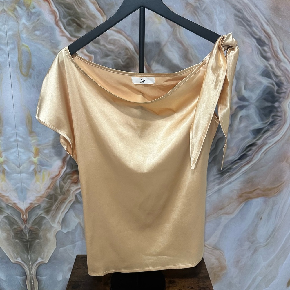 Elegant Gold Women's Top